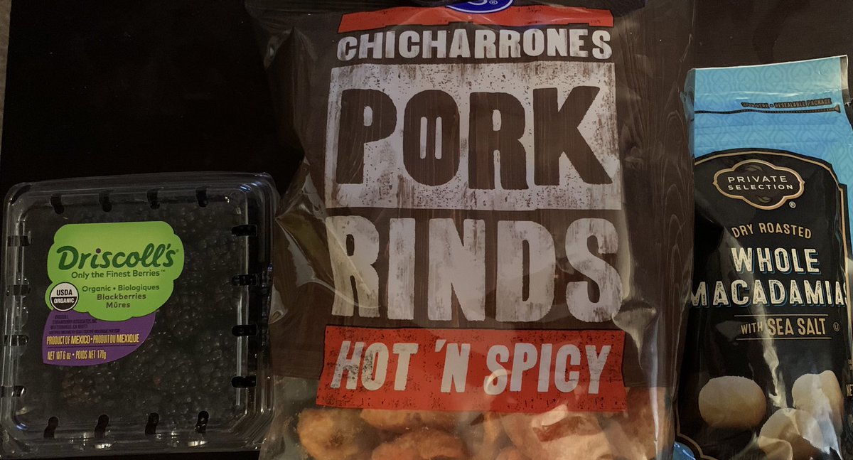 turbinski2000's tweet image. Keto friendly game day snacks. #keto #ketosnacks #ketostrong #chiefskingdom #Chiefs  #RunItBack