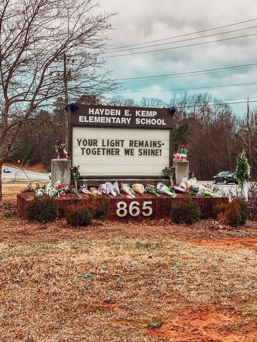 lindsayelkins1's tweet photo. Blessed to honor an amazing teacher, Dana Johnson, this evening with a candlelight vigil near the marquee. We felt her presence and her light will never dim. 💜💜 #butGod #togetherweshine https://t.co/UYY33sAP3f