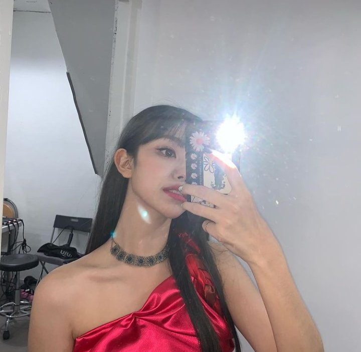 gowoonthinker's tweet photo. she's so pretty 🤍🤍 https://t.co/mXJLhwa4Q8