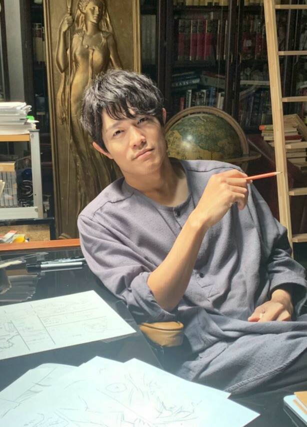 鈴木亮平 En Twitter 初めまして 天才 漫画家の刈部清一郎です 4月から 何卒よろしく レンアイ漫画家 鈴木亮平 En Twitter 初めまして 天才 漫画家の刈部清一郎です 4月から 何卒よろしく レンアイ漫画家