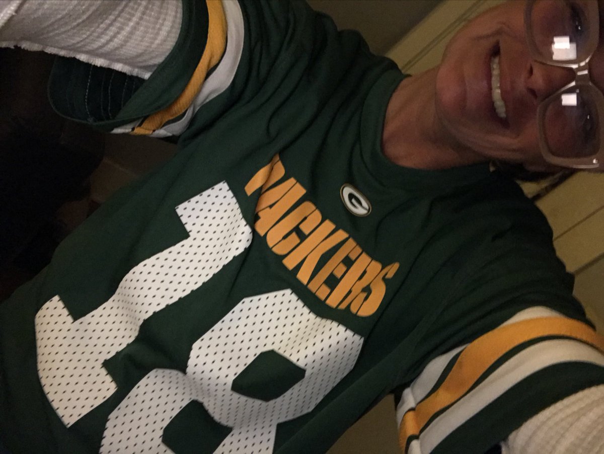 AmyInJeff's tweet image. ⁦@rcobb18⁩ ... you were with me in spirit all day. Wish a lot of things could be different. #PackerForLife