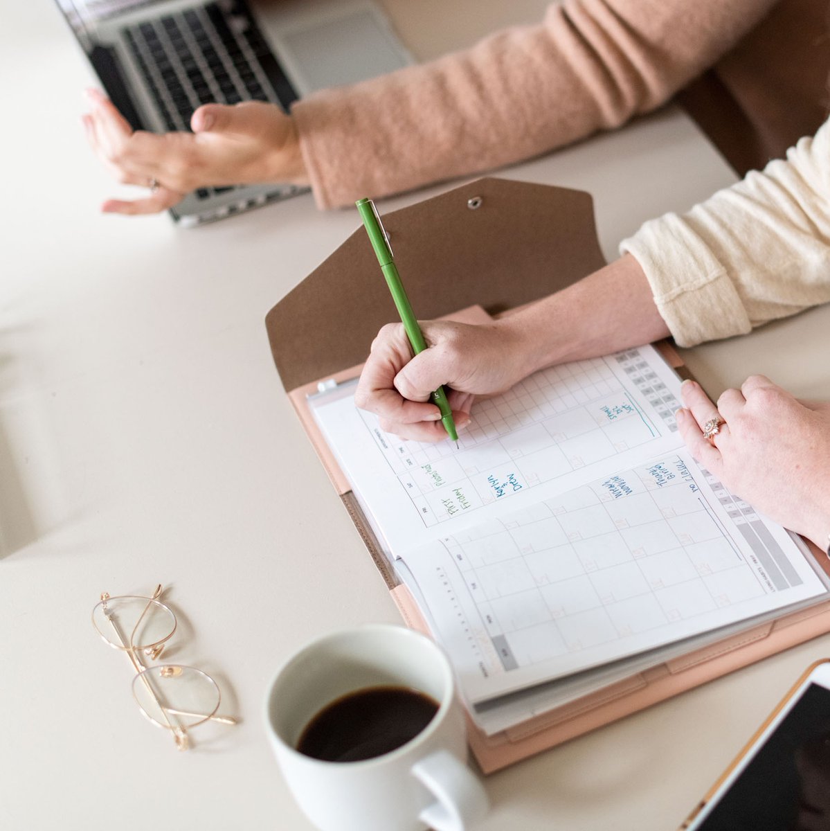 SweetYield's tweet image. Last week we shared the official launch day for our new online education platform and membership program, @sweetyieldonline!

✨February 3rd✨

Pencil it in, sweet ones! We'll be sharing launch day party details with you this week. 💕