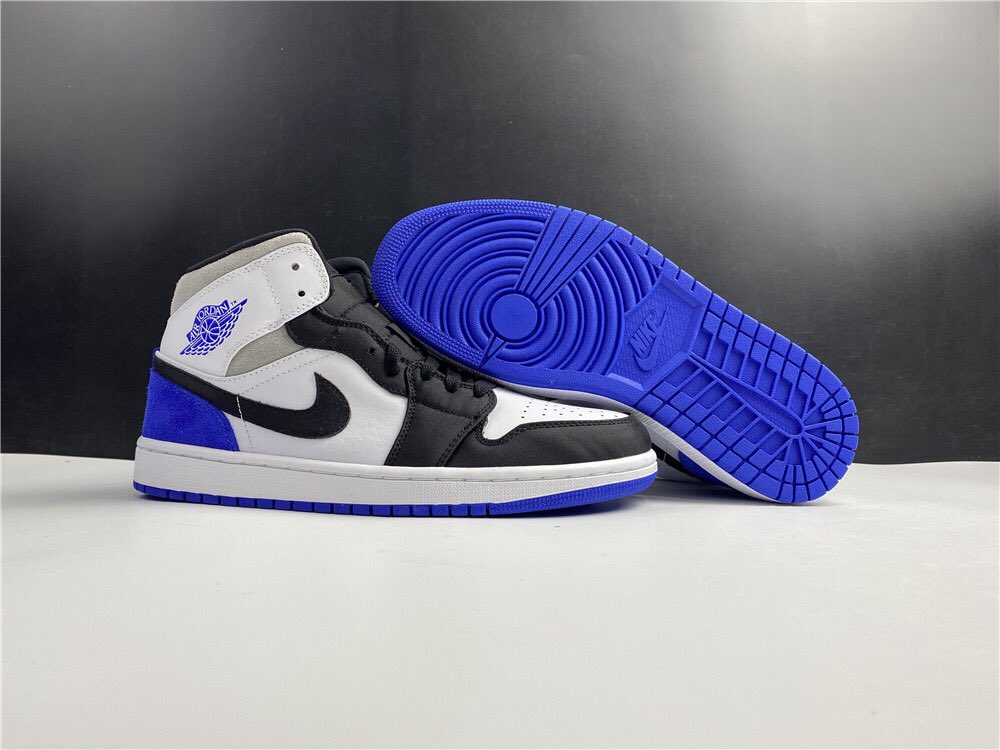 HypesneakerR's tweet photo. Air Jordan 1 Mid SE Union Royal
Comment to make them yours
#airjordan1 #hypesneaker #sneakerhead #streetstyle #sneakers #fashion #streetfashion https://t.co/8dfCbVY053