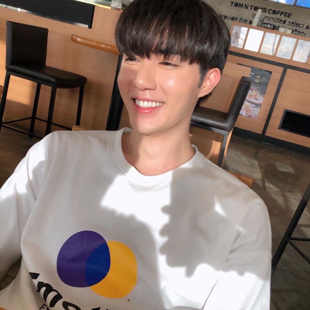 𝙭 𝙯𝙚𝙚𝙥𝙧𝙪𝙠 ()*— 𝙖 𝙩𝙝𝙧𝙚𝙖𝙙.