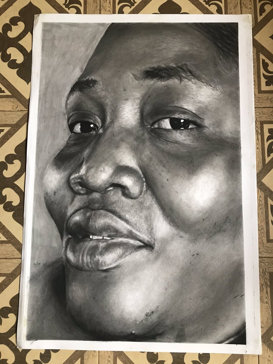 AyTim23's tweet photo. Untitled 
Size : 22 by 34 inches
Medium : charcoal and graphite on pelican 
Artist : @AyTim23  

Pls like, comment and retweet. 

@Doks_Art @Harinzeyart @UkonuOscar https://t.co/orlCJj0pXL