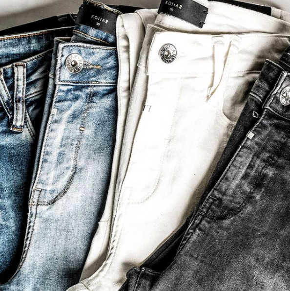 StyleNineToFive's tweet image. New job in Toronto! Womans Technical Designer &amp;amp; Production Manager for @KOLLARCLOTHING. Apply here: ow.ly/kIw850DgN1U  #designjob #torontojob