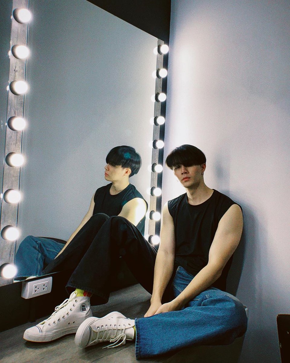 𝙭 𝙯𝙚𝙚𝙥𝙧𝙪𝙠 ()*— 𝙖 𝙩𝙝𝙧𝙚𝙖𝙙.