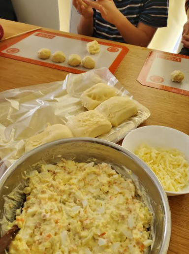 WRDSB_mendoza's tweet photo. Students were asked to "make" something delicious for Maker Monday. Here are the pictures I received from this weekend. They include Pierogi Ruskie, Croquetas and California Rolls. #bakerspace #makerspace What should be our challenge tomorrow? https://t.co/t5e53u1RoH