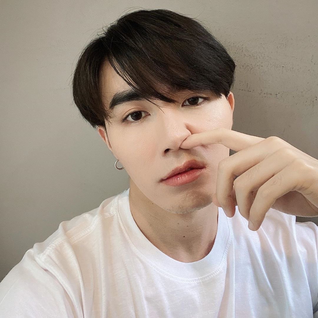 𝙭 𝙯𝙚𝙚𝙥𝙧𝙪𝙠 ()*— 𝙖 𝙩𝙝𝙧𝙚𝙖𝙙.