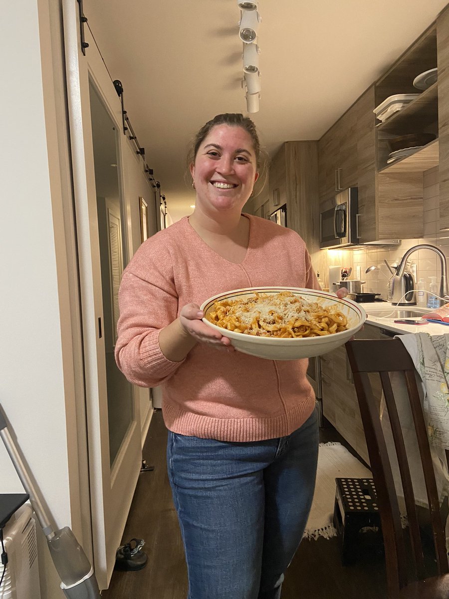 Maggie Edwards-Velásquez tweet media