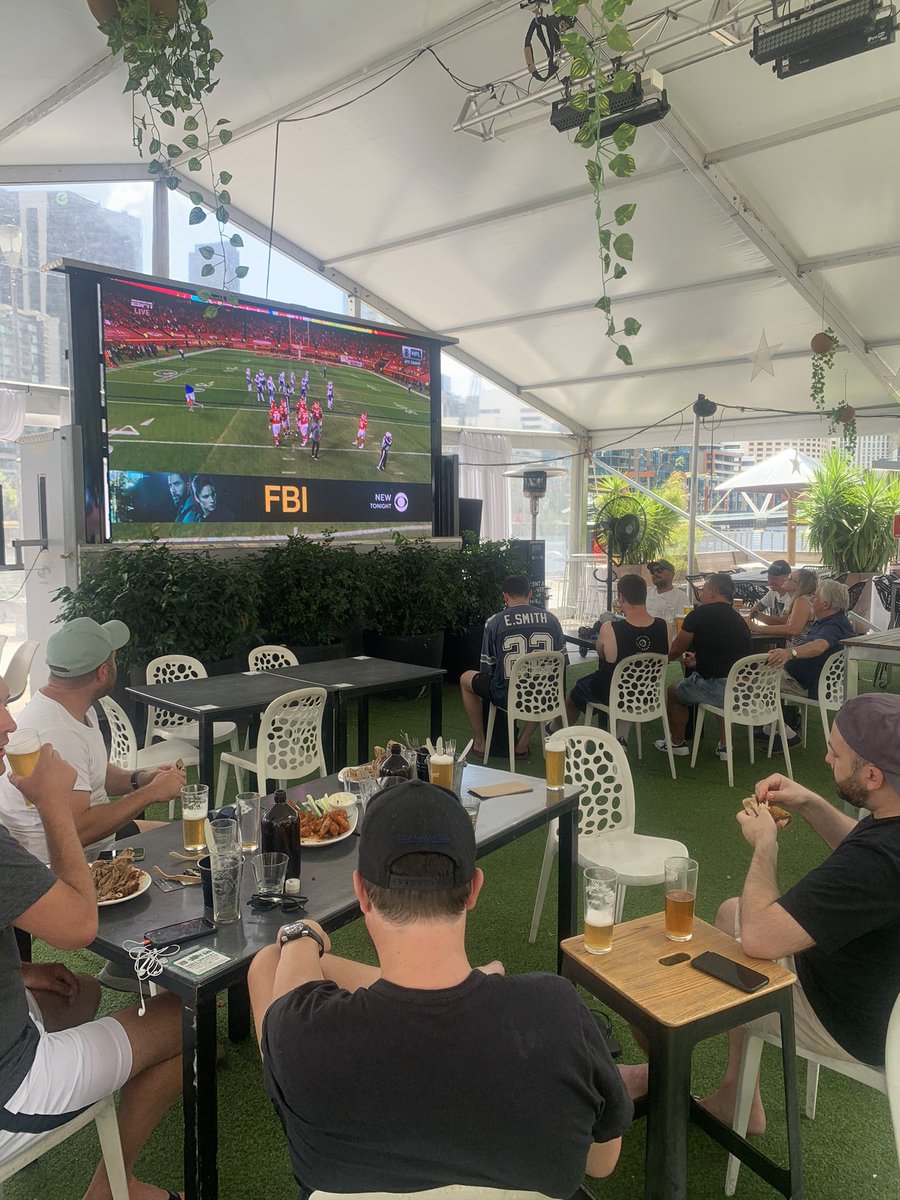 tradermatt106's tweet photo. Mondays are for the boys 😎 #WorldsMostLiveable https://t.co/2eLBAyji7Y