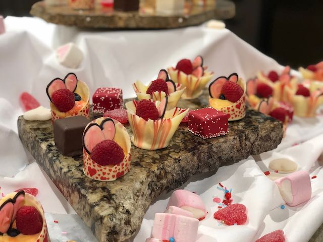 Skip the Crowds &amp; Avoid the Germ Clouds for Valentine's Day - mailchi.mp/39e7704e0e36/v…