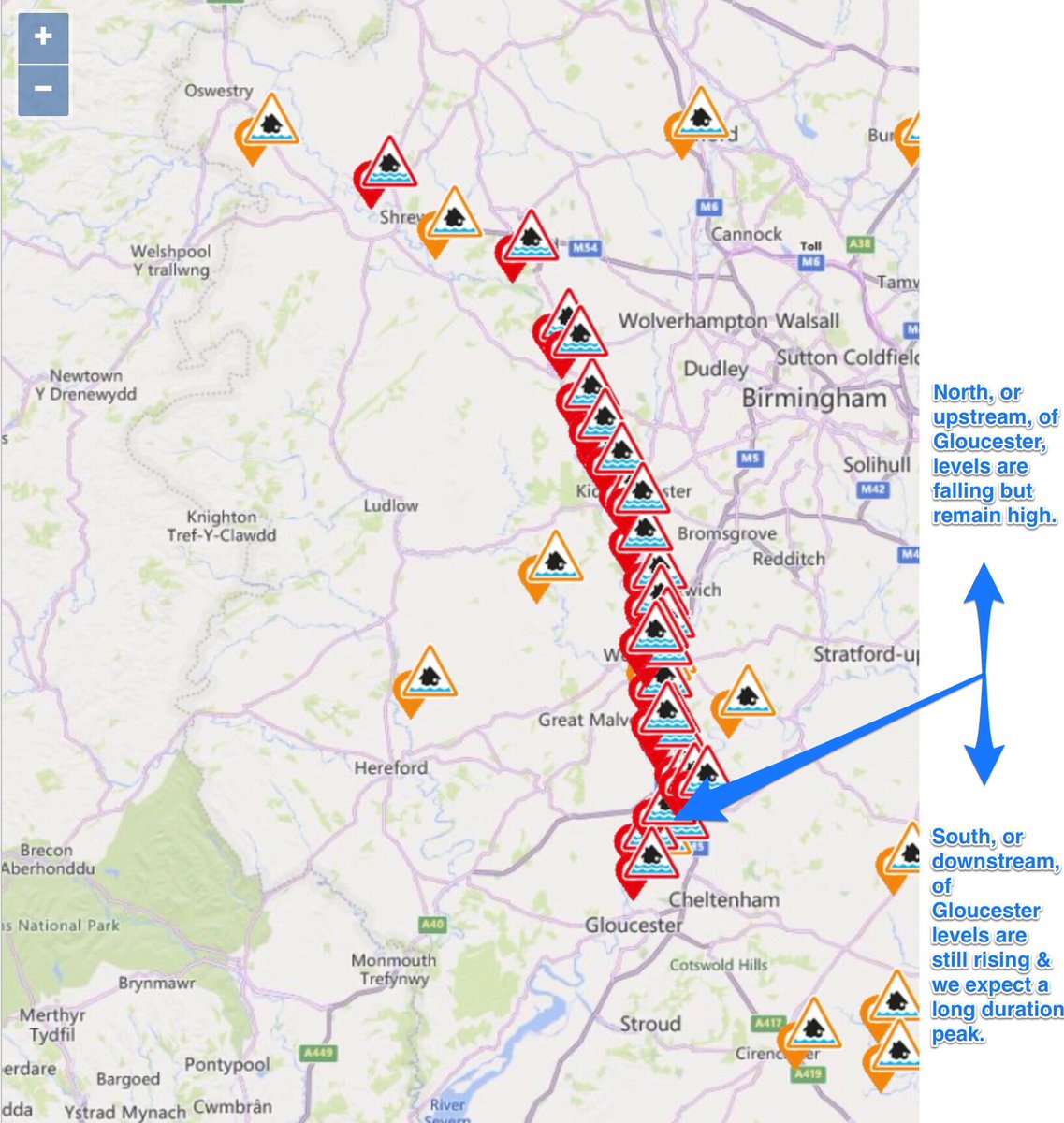 ClareDinnisWWT's tweet photo. A much less busy #flood map now but still lots going on for the #Severn. Levels have peaked for most but still v high at #Gloucester down.

Sadly there is more #rain on the forecast later this week so many #barriers will stay up. Check https://t.co/xao8qx9ADP to stay #floodaware https://t.co/uKwb8crwDw