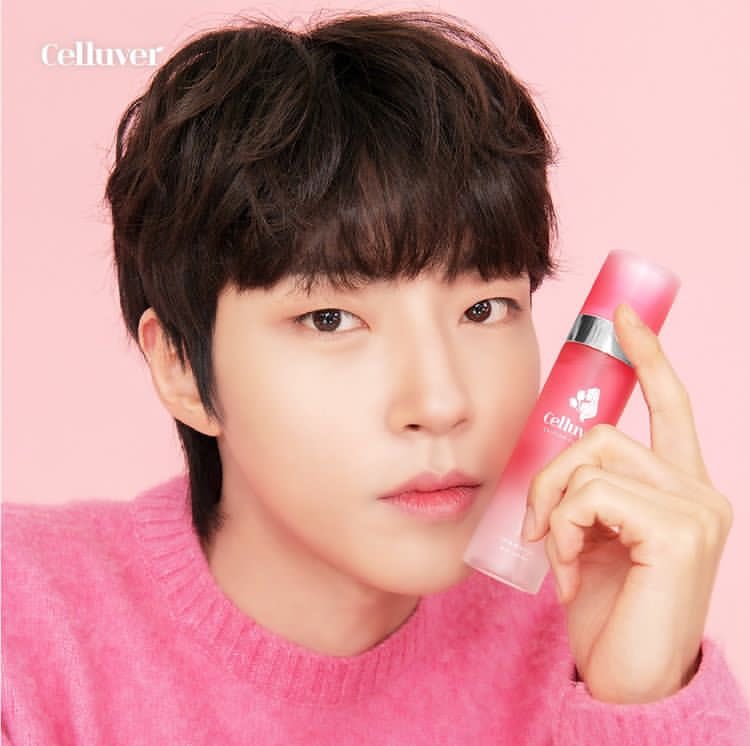 hunniebunch94_'s tweet photo. Udah sampe aaak, wanginya enak, tapi penasaran sama variant lain, jangan banyak2 variant yaa min ntr pusing, keluarin pc aja udh paling aman😌💗 @celluver_id @hitshop_id https://t.co/cBG1Nfl2VO