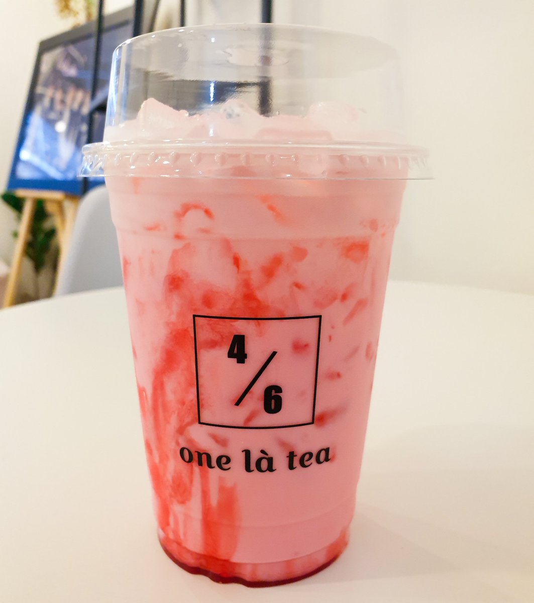 onelatea46's tweet photo. Launchแล้วจ้าา เครื่องดื่มใหม่ของทางร้าน นมสดสตรอว์เบอร์รี่🍓 Strawberry Milk สั่งแบบเย็นหรือปั่นก็อร่อย สดชื่นคลายร้อน
#onelatea46
#อร่อยไปแดก https://t.co/rG2KkKxG6v