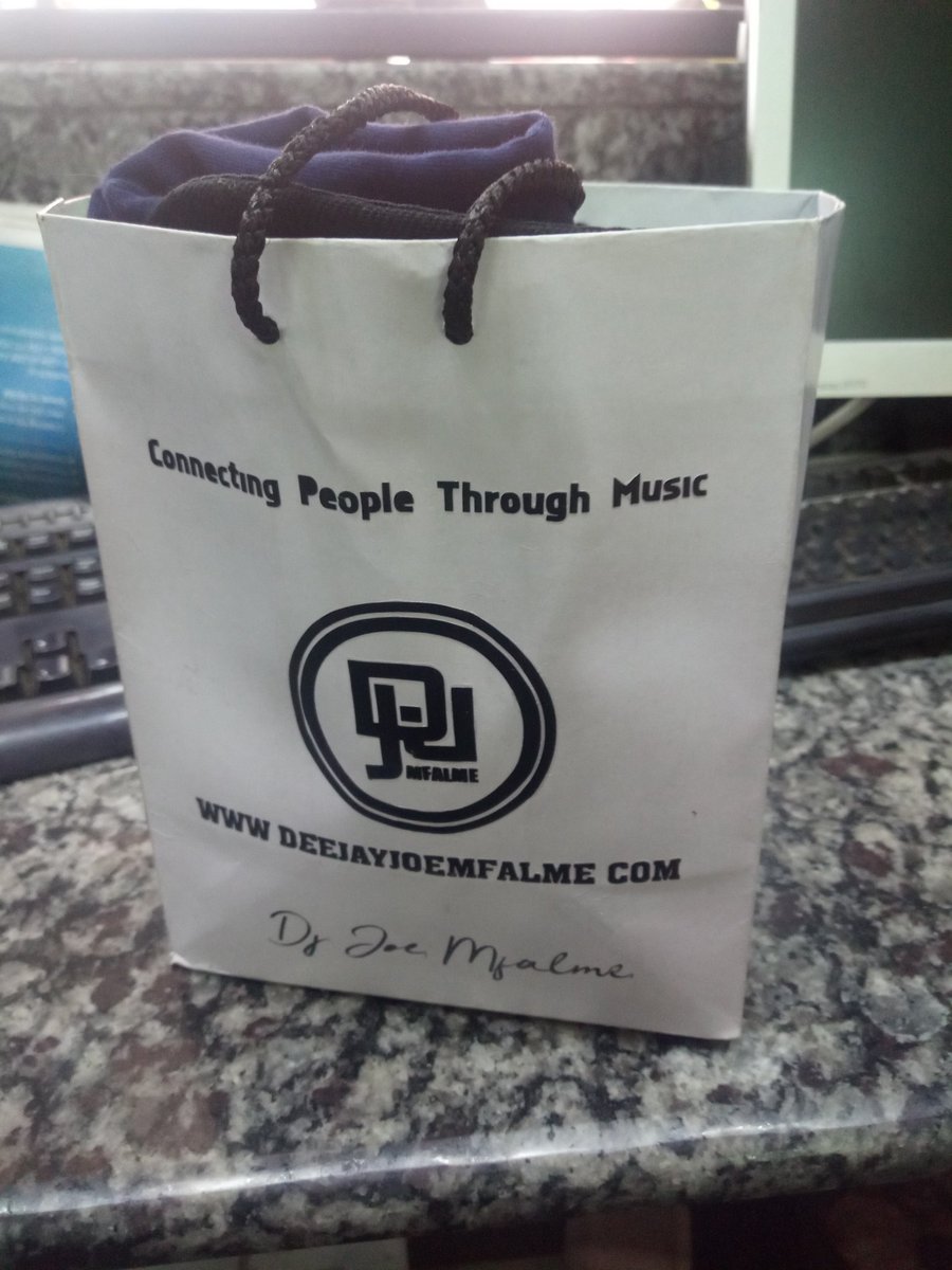 IAmBlue003's tweet photo. @DjJoeMfalme forever greatful....#SantaJoe delivers https://t.co/hNG957bAwU