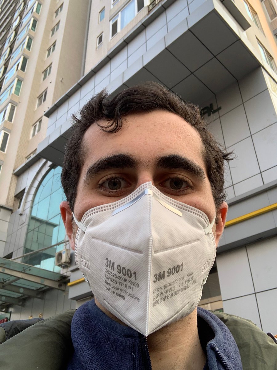 January 24, evening: We had gotten our hands on a set of KN90 masks that we were able to wear (quite uncomfortable around the ears at first). It's New Year's Eve. While there were more cancellations of large-scale events, we still went out to dinner with a local family.