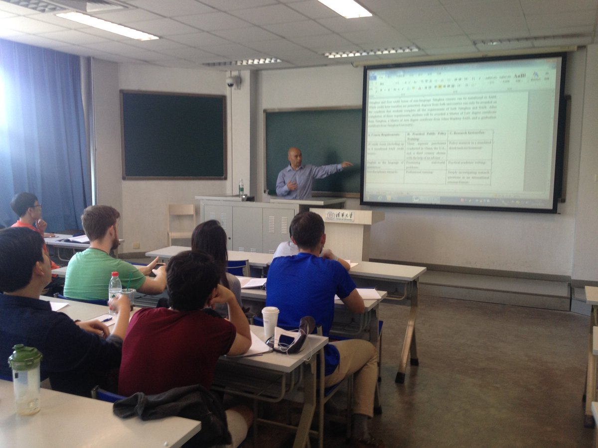 DevelopingChina's tweet photo. #DCpartner
The Master’s Program in Chinese Politics, Foreign Policy, and International Relations @Tsinghua_Uni , is for anyone interested in learning about #China’s role in International Relations as well as China’s Foreign Policy. https://t.co/zTiXaoQ168