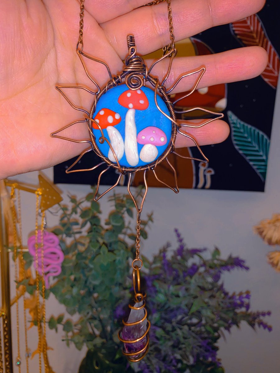 FlowerAura_'s tweet photo. 🦉 Night owls.. PLEASE LOOK AT MY ART! I just finished this beauty! (Available 1/27 1pm CST) 

~ clay made by @FairyMamaCo https://t.co/gZjITVzX6i