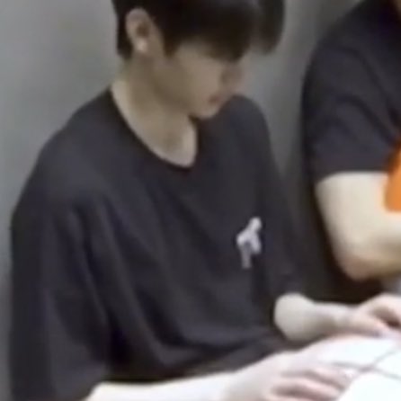 tinie sunghoon (@tiniehoons) on Twitter photo 