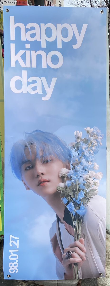 kinowhere_k's tweet photo. 🎉 𝙃𝘼𝙋𝙋𝙔 𝙆𝙄𝙉𝙊 𝘿𝘼𝙔 🎉

<냥토피아>에 ⓸번째로 다녀왔어요✨
한 공간, 한 공간 신경써서 꾸민 느낌이에요💜 형구로 채워진 너무 예쁜 카페였어요🐱 특히 준비해주신 폴꾸하면서 시간가는줄 모르고 즐겼습니ㄷ ㅏ🎁
#HappyBirthday_PrinceKino
#록스타시루의_매니저키노_생축
#펜타곤 #키노 https://t.co/UuyWKLc7Pb