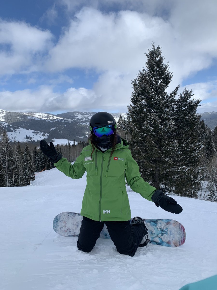 Fallon0250's tweet photo. Here is a series of pictures featuring Fallon not knowing what to do with her hands https://t.co/nY5pxo73cH
