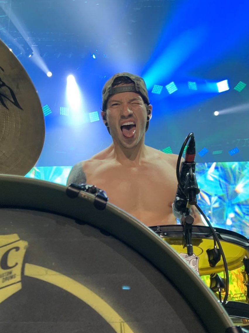 a thread of josh to either make u swerve or to secure u in the superior lane