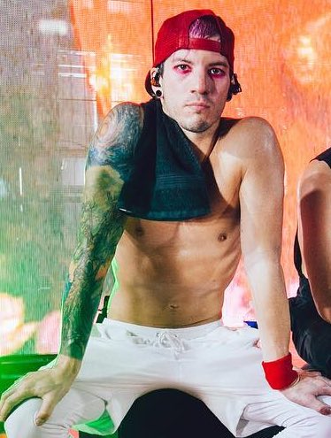 a thread of josh to either make u swerve or to secure u in the superior lane