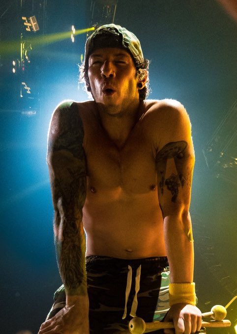 a thread of josh to either make u swerve or to secure u in the superior lane