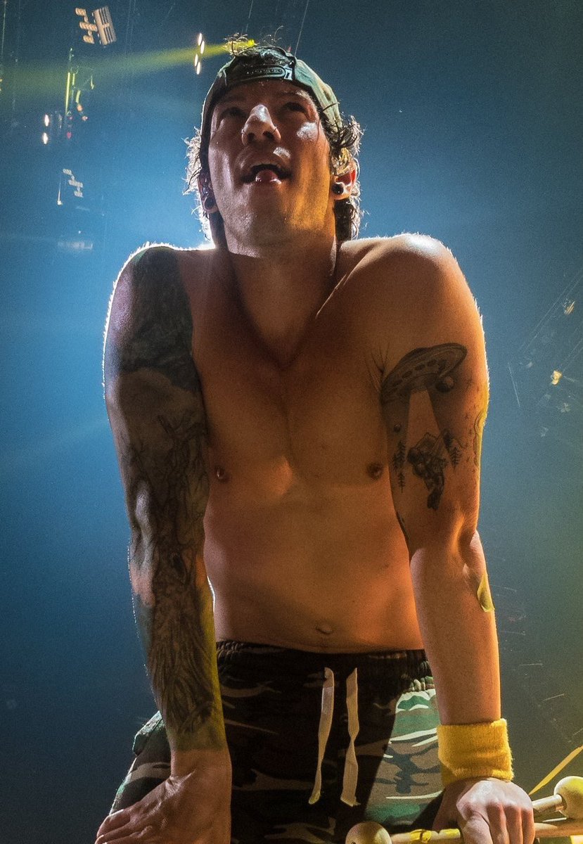 a thread of josh to either make u swerve or to secure u in the superior lane