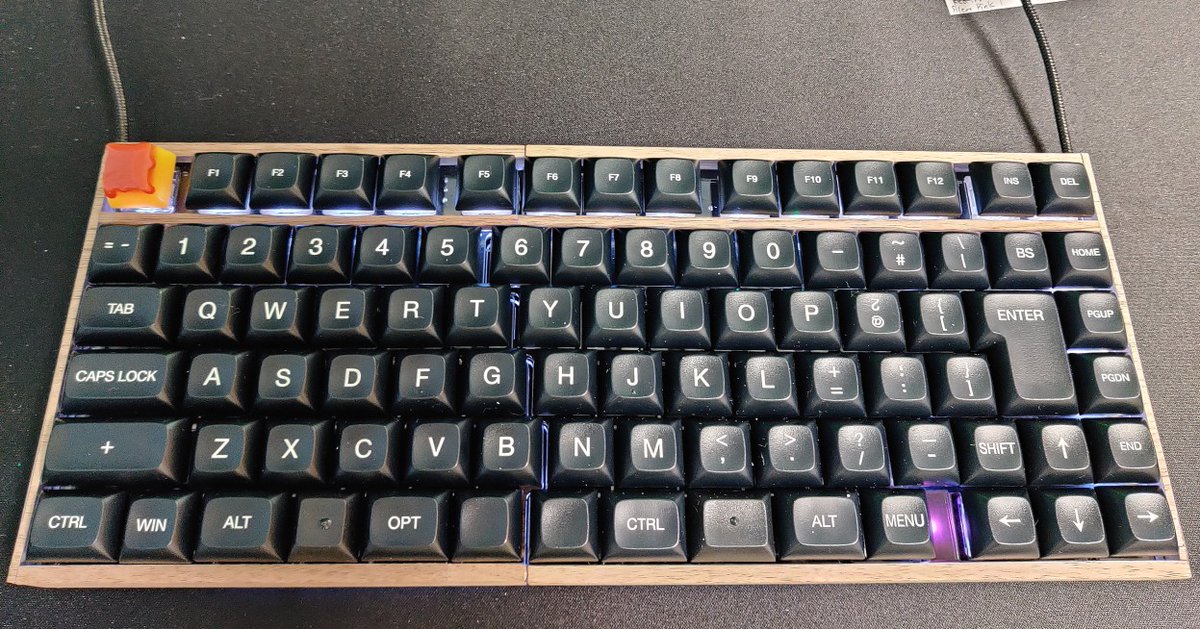 Esjff7eVEAEoZTR.jpg Esjff7eVEAEoZTR.jpg