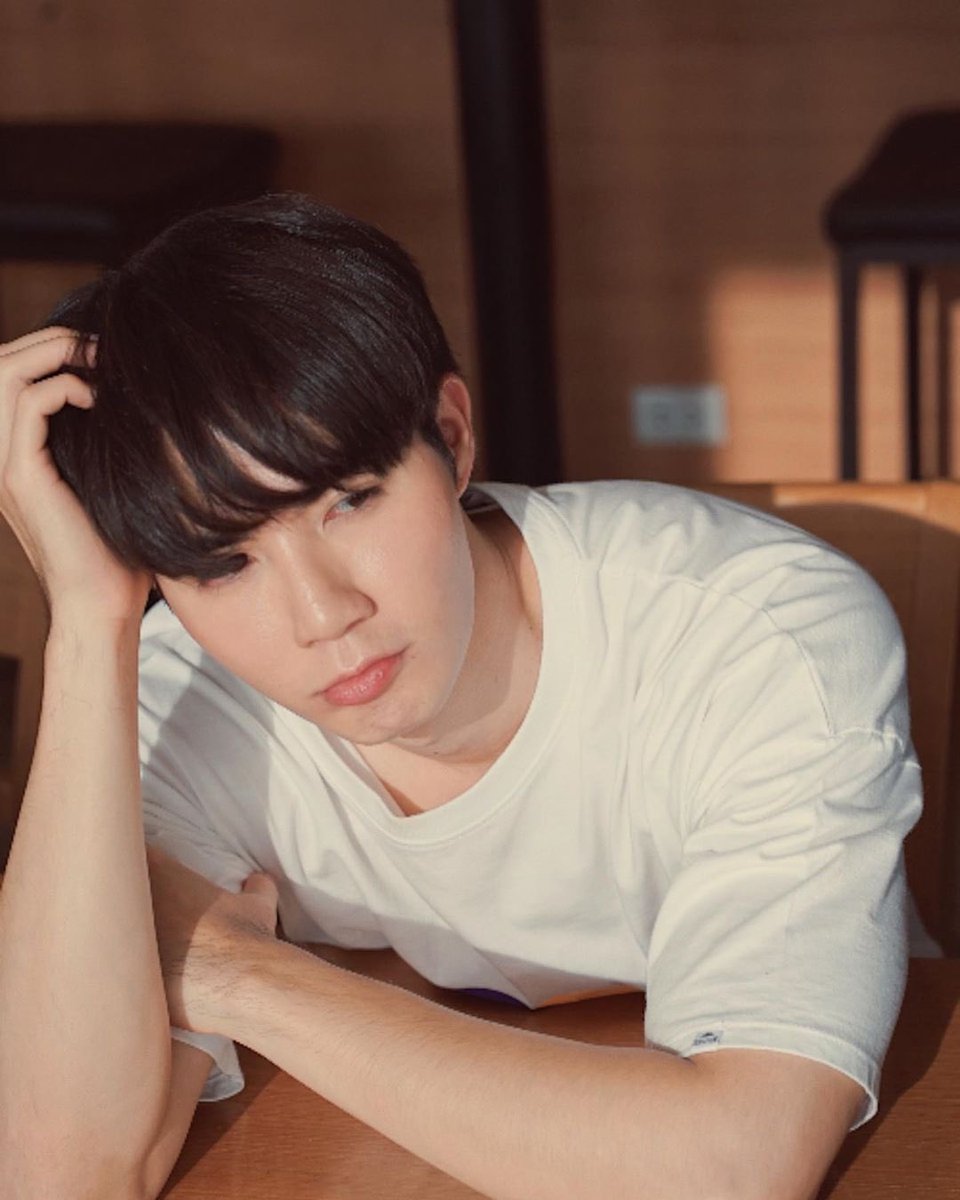 𝙭 𝙯𝙚𝙚𝙥𝙧𝙪𝙠 ()*— 𝙖 𝙩𝙝𝙧𝙚𝙖𝙙.