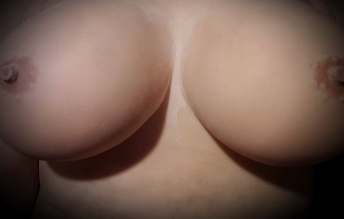 Damn left my high beams on again #bigtits #sissy #crossdresser https://t.co/tfHDwNvgAP<a href="/tag/bigtits"class="tags">#bigtits</a><a href="/tag/sissy"class="tags">#sissy</a><a href="/tag/crossdresser"class="tags"><span>#crossdresser</span></a>