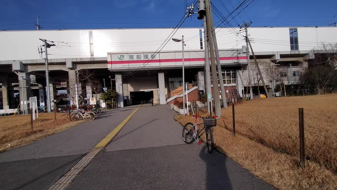 これが東京から30分くらいの駅前 