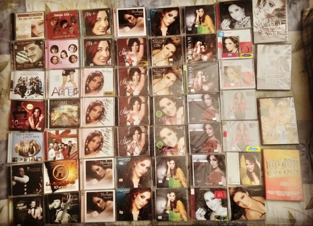 ChrisMtz30's tweet photo. @mccaliforniausa @MyriamMonteCruz Mi colección #myrifan de @MyriamMonteCruz https://t.co/cbQZmTO11V