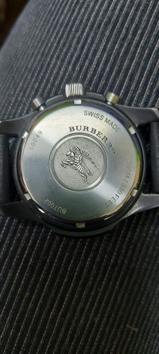 TheWatchShop1's tweet photo. #Burberry BU7002 
Wrist #Watch for Men - Black Face / Red Details, #chronograph. 
Preowned Price: 45000/- PKR 💸 

https://t.co/Pm9h65FR93
Call, What’s app:   📱 
                                03180808408 #MondayMotivation #MondayMorning #MondayVibes #mondaythoughts #monday https://t.co/CZ5rNdeKVP