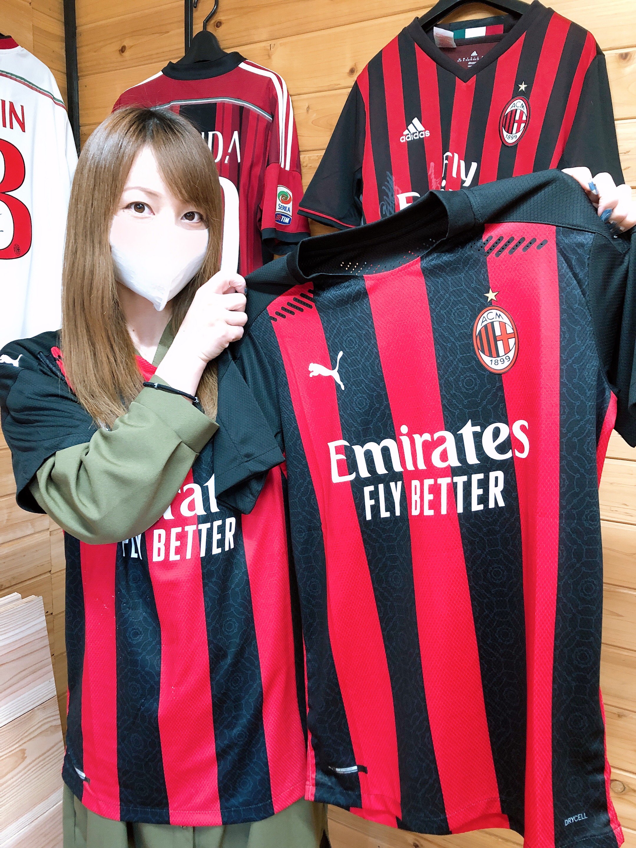 Ac Milan Academy Chiba Official フォートナイトｘａｃミラン コラボキャンペーン Ac ミランアカデミー千葉から フォートナイトとコラボしたａｃミラン公式ユニフォームを1名様にプレゼント 応募方法はアカウントのフォローとリツイート