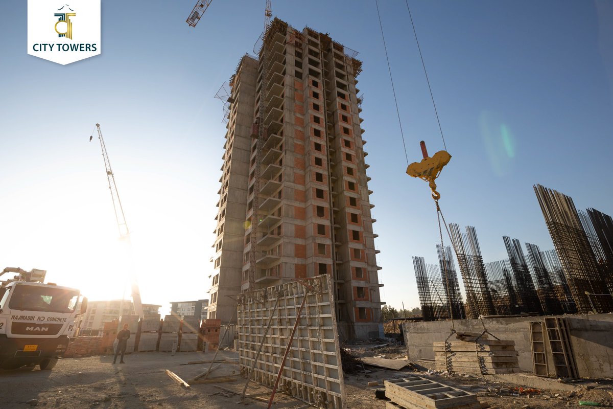 The construction work continuous at City Towers.
City Tower apartments consist of different areas (125m, 147m, 158m) that would be built using the most advanced construction quality

#QaiwanGroup #CityTowers #Construction #Slemani #Apartment #Housing