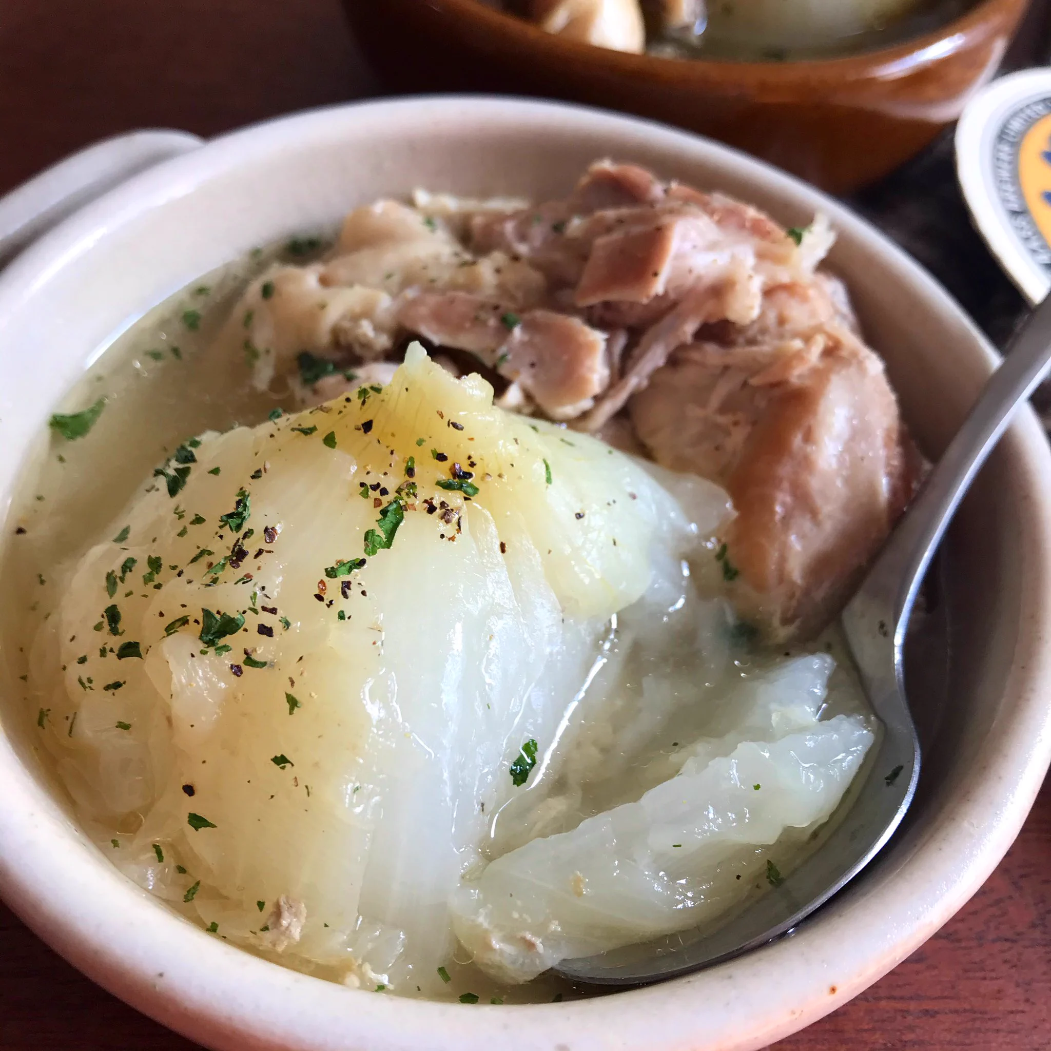 トロトロの玉ねぎ、ホロホロの鶏肉が楽しめる！炊飯器で作れる絶品料理のレシピ！