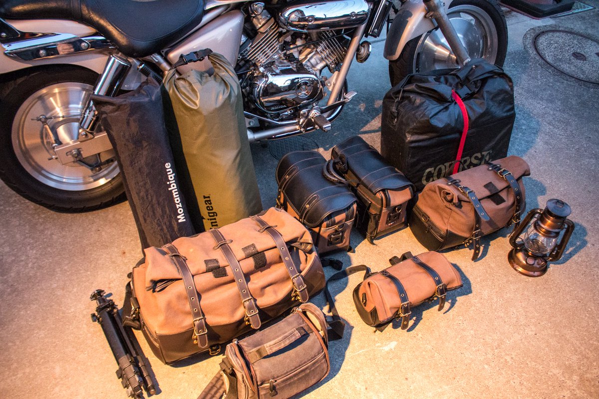 ぢゅんき 旅するマグナ 今回の装備 俺としてはけっこう多い方か でも年越しキャンプよりは少ない 年越しキャンプと違って大鍋も流しそうめんセットも一升瓶も持って行かないからｗ サドルバッグを小さいのにすると積載能力すんげえ下がるけど 好きだから