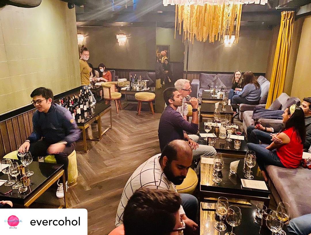 Evercohol's tweet image. Xinjiang #wine flexes its muscles! 
Chateau Silk Road and Puchang Winery 
#winelover #winelovers #hongkong #xinjiang #chinese #chinesewine #lankwaifong #winetasting #puchang #silkroad @turkwineclubhk @LameriCass