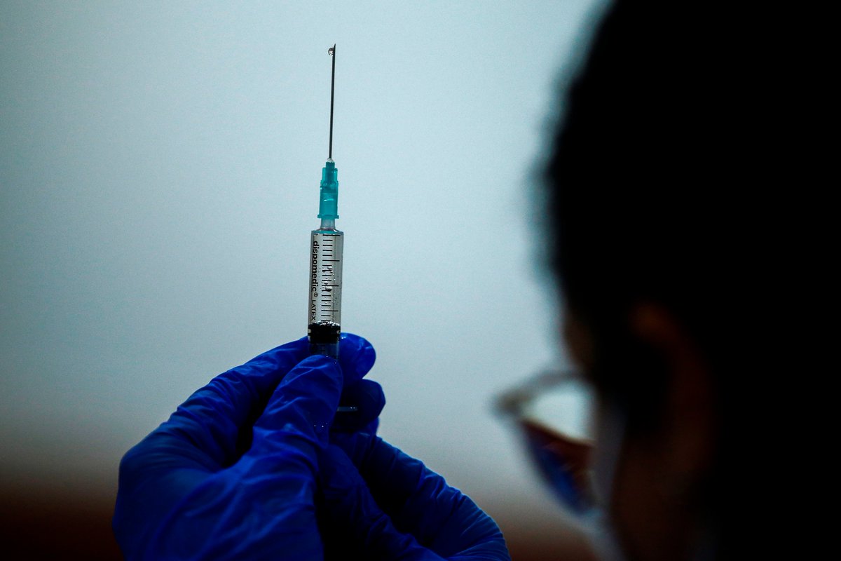 _infoLibre's tweet image. 🔴 Directo | Dimite la coordinadora de IU en Murcia capital al estar entre los empleados vacunados ow.ly/UUcQ50Dh79W