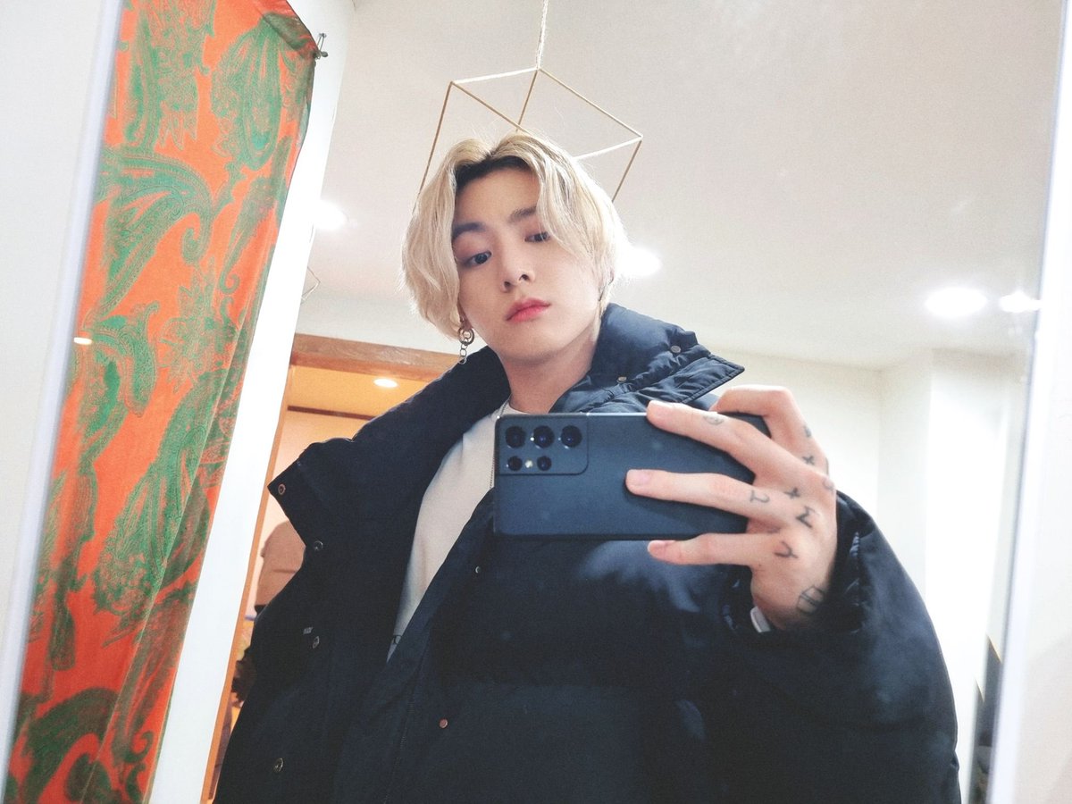 I JUST CAME TO SAY HIM. HIM HIM HIM HIM HIM IM IN LOVE WITH HIM