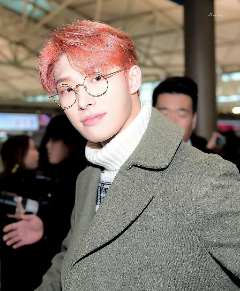 Just look at him perfection #ATEEZ  #에이티즈  #민기