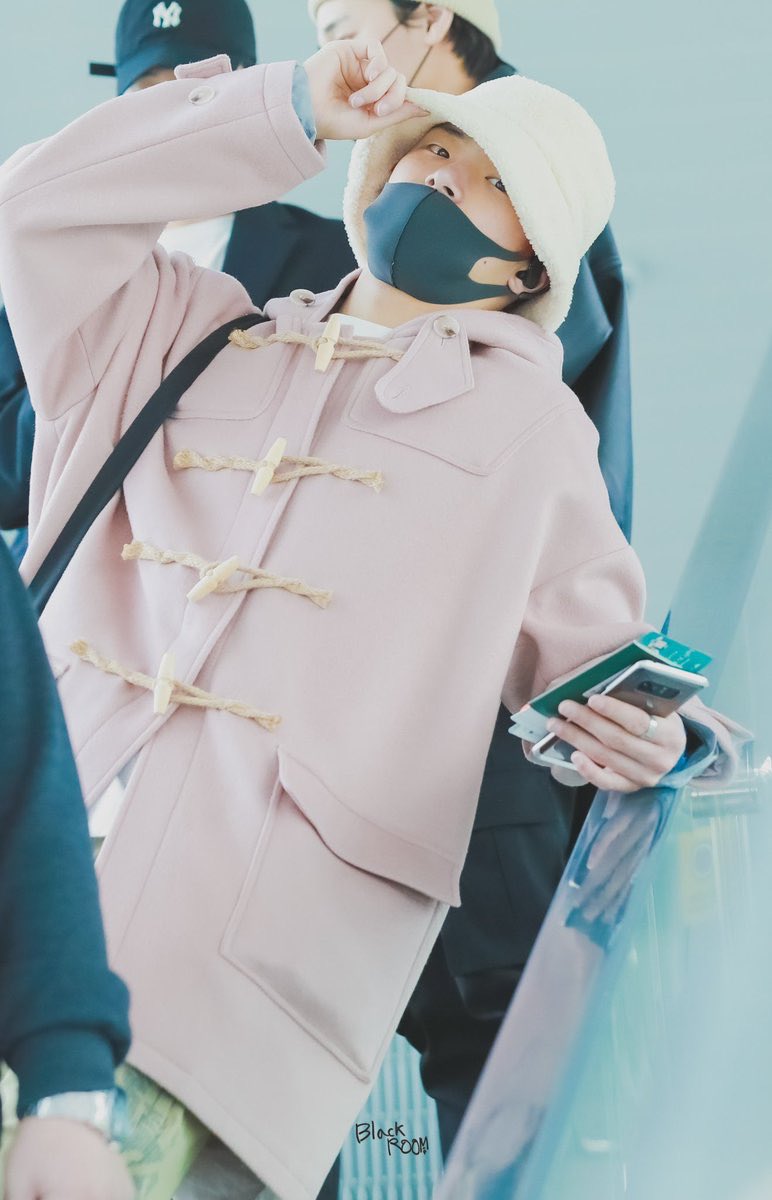 The softest look  #ATEEZ  #에이티즈  #민기