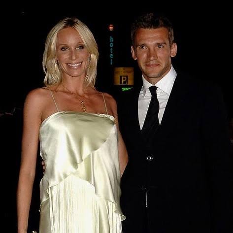 - the requirements of his wife, the American model Kristen Pazik, who wanted their son Jordan to grow up and be brought up in an English-speaking environment.An offer from Chelsea in 2006 came in handy, but in England Shevchenko didn't live up to the hopes of Roman Abramovich...