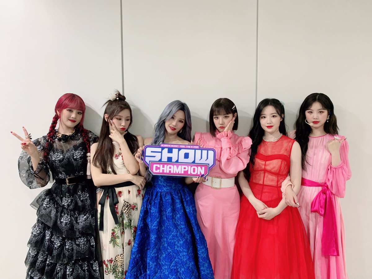jemnahmcguire's tweet photo. HAPPY 1000 DAYS GIRLS AND CO-NEVIES!!!
✊🔥✨💯💕👭👭👭✨💕
#1000dayswithGIDLE #GIDLE #G_I_DLE #Soyeon #Miyeon #Yuqi #Soojin #Minnie #Shuhua #Neverland #Neverver #Nevering #Paboland https://t.co/3EOp8UOdGl