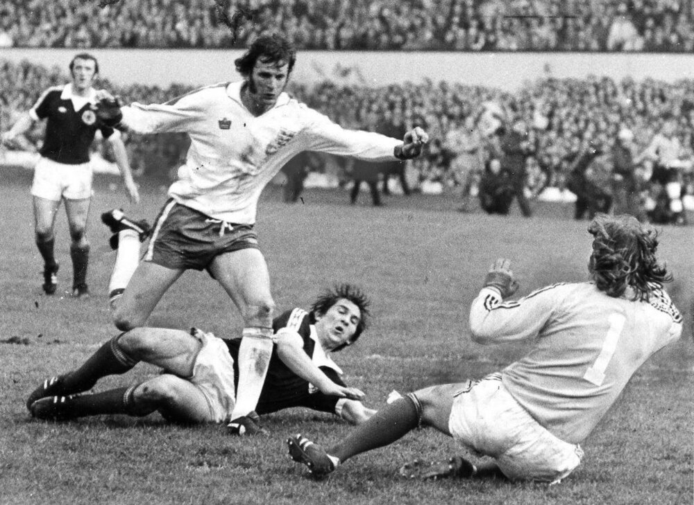 PictureThis Scotland on Twitter: "Tom Forsyth makes a game-saving tackle on Mick  Channon as Scotland win 2-1 v England at Hampden in 1976.  https://t.co/lyEcNz0uPa" / Twitter