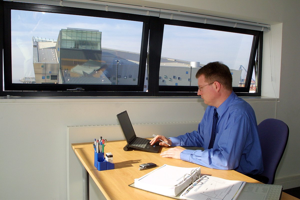 BusinessTheDeep's tweet photo. Doing your best to work from home? Struggling to get that important piece of work finished? Don't want to breach COVID guidance? #Mustwork
Try one of our #covidsecure solutions. Contact business@thedeep.co.uk for a fully connected private office workspaces with onsite parking. https://t.co/9aqWSRWbX1