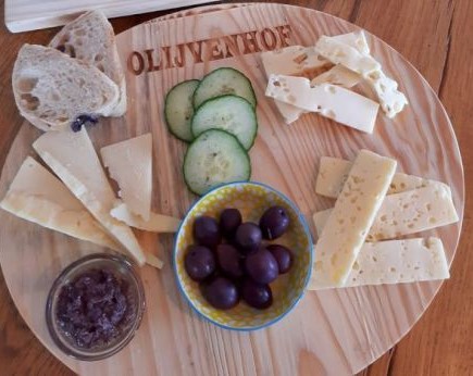 Love needs to be shared, book for 2 nights @ R1499.00 per person in a Classic Room Including Breakfast, an Olive Tasting and Platter @Olijvenhof and a Charcuterie Tasting @ Serendipity